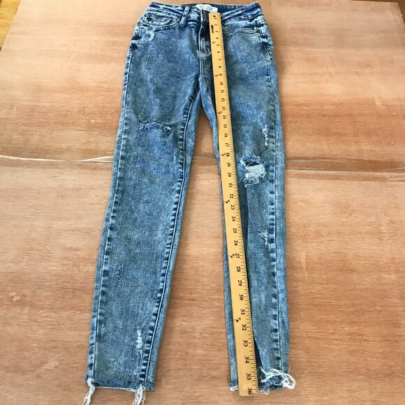 Judy Blue Skinny Fit Jeans Women 0/24 Blue Medium Rise Distressed Raw Hem Preppy - Picture 6 of 13